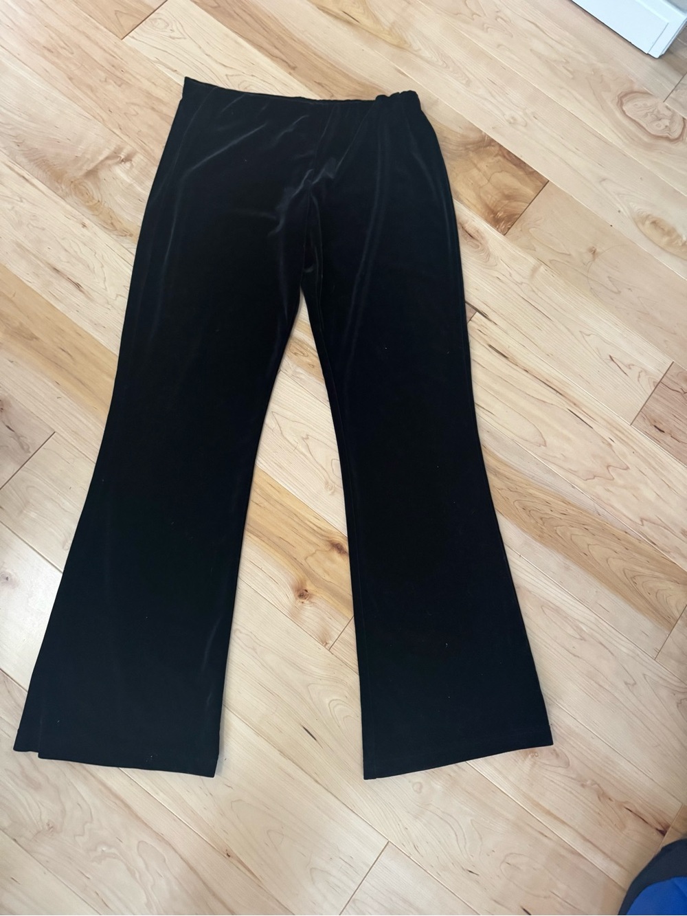 Aqua Blu Black Velvet Flare Pants